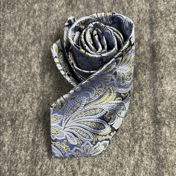 Jos. A. Bank Blue and Gold Silk Tie - Picture 4 of 4